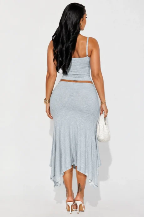 gray_two_piece_outfit_back_view